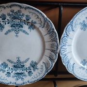 Paire d'assiettes à dessert Régence par saint Amand