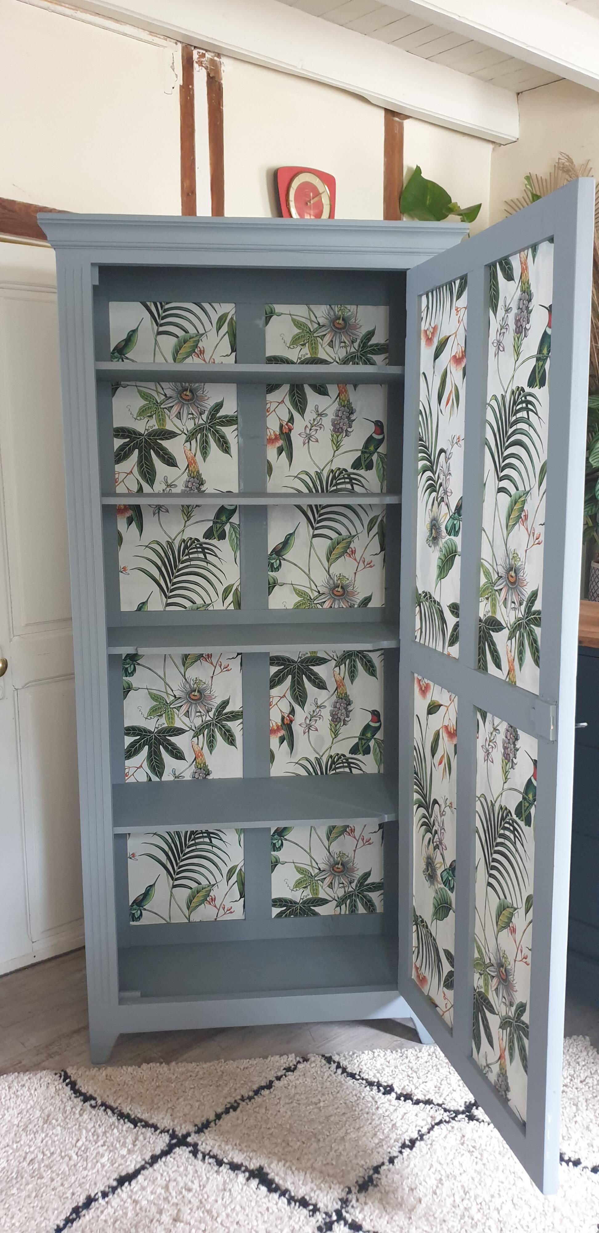 Grey Parisian wardrobe