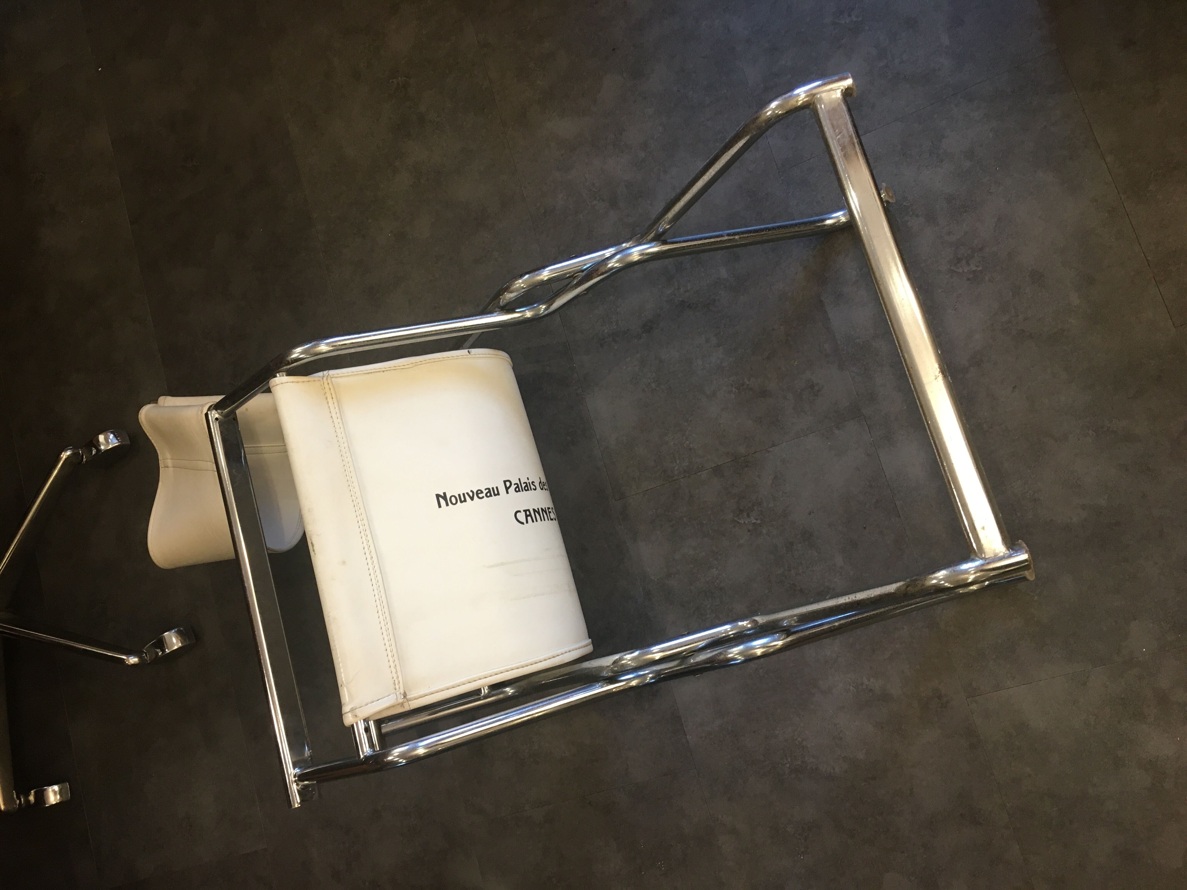 Chaise pliante chrome festival de cannes