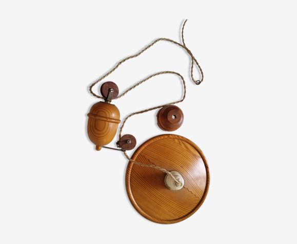 Suspension vintage monte et baisse