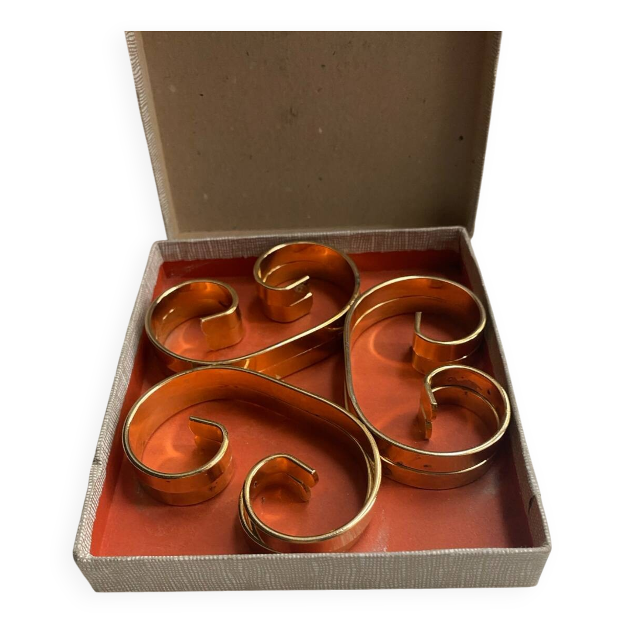 Vintage trivet