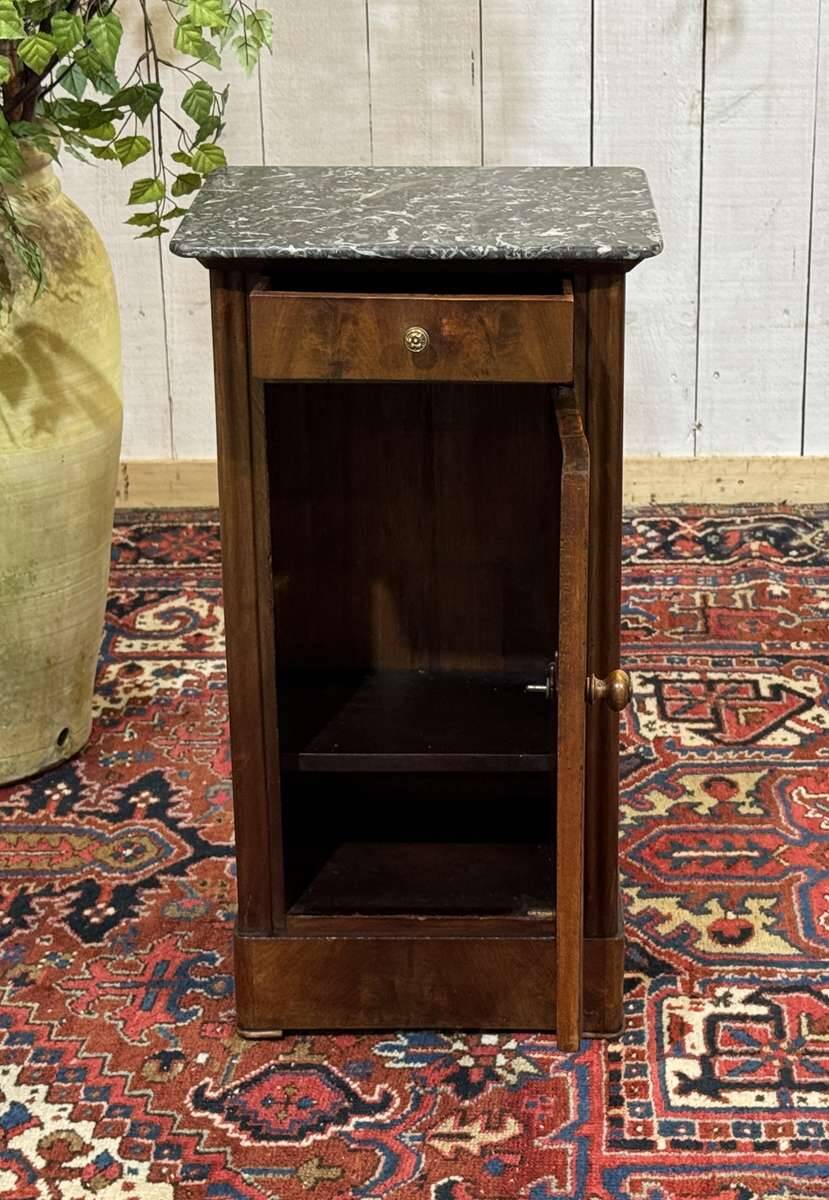 19th-century bedside table in mahogany with a grey marble top.