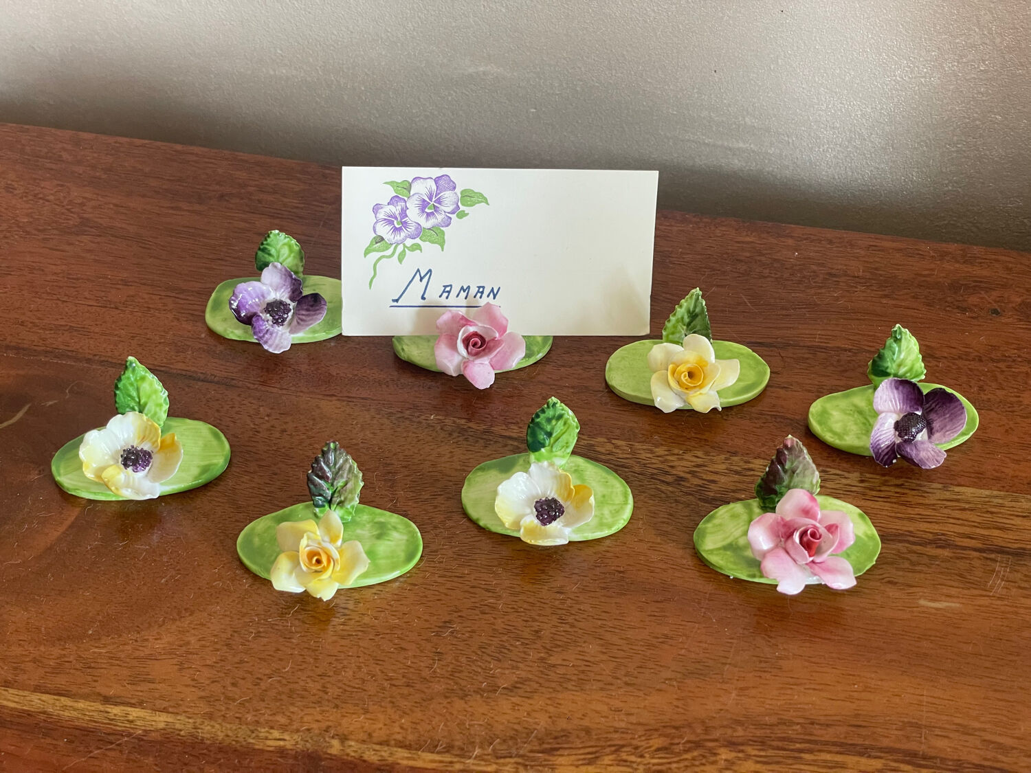Porcelain flower name holders