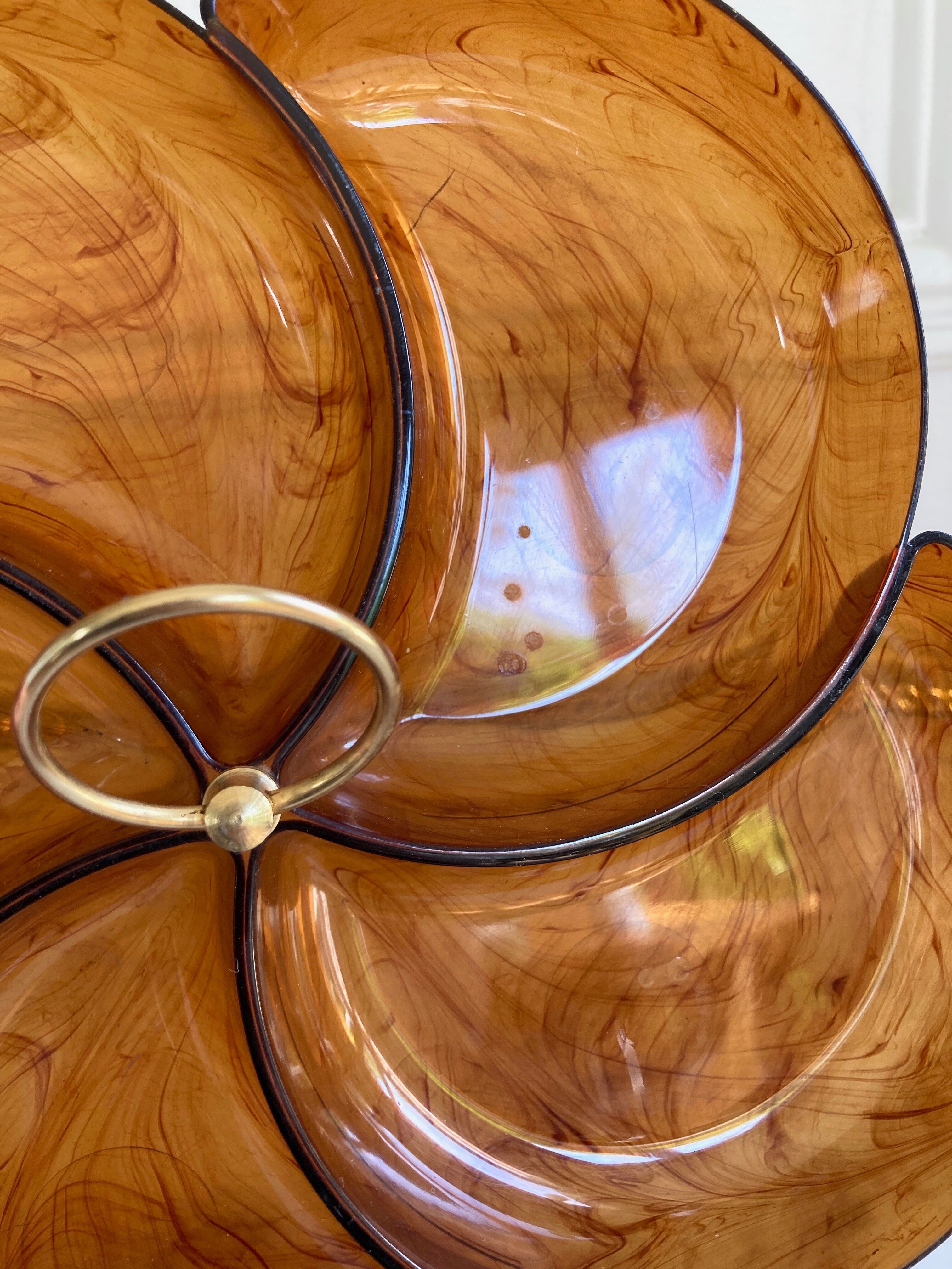 Servant aperitif flower 70s