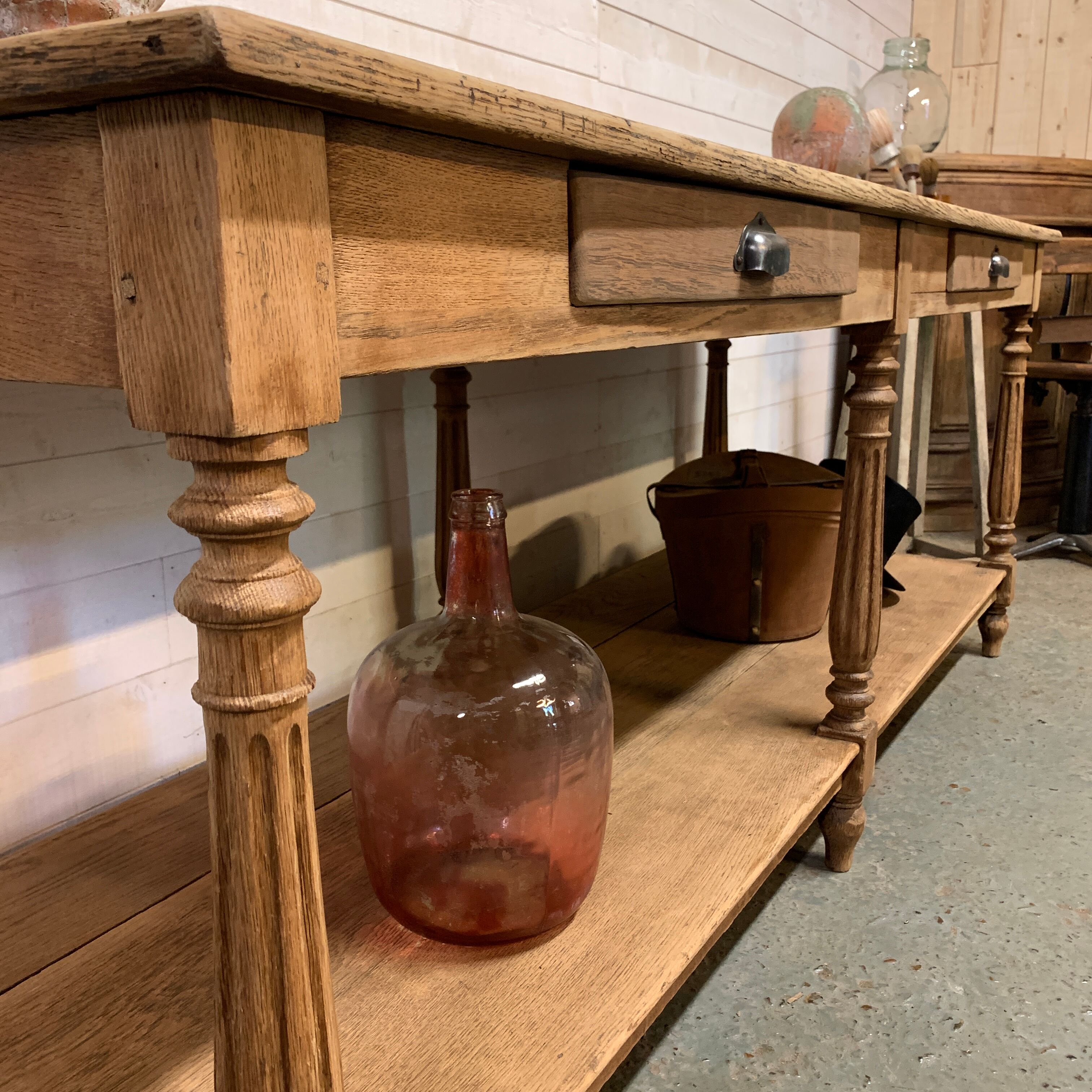 Early 20th century draper table