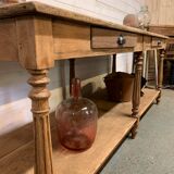 Early 20th century draper table