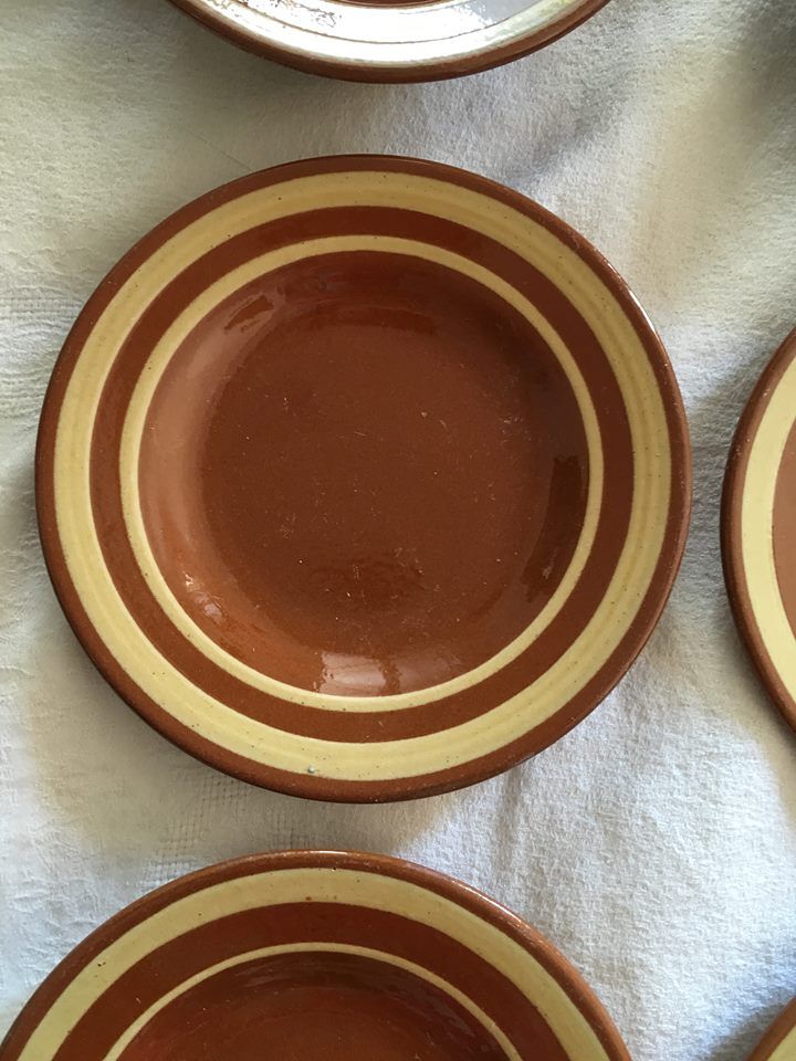 Together six years 70 terracotta plates