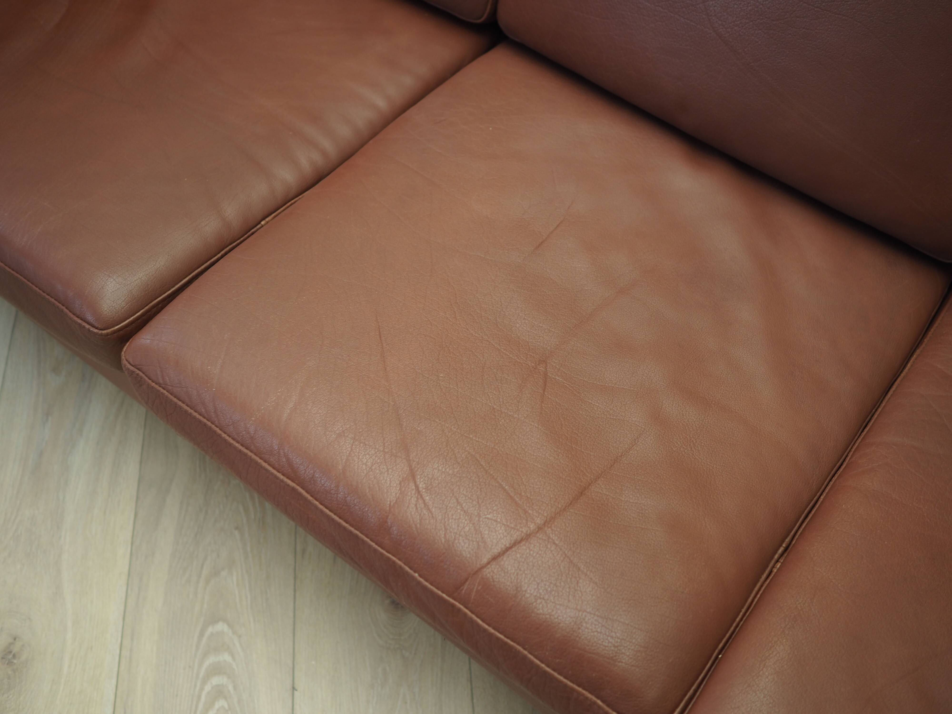 Brown leather sofa, Danish design, 1970s, production: Denmark