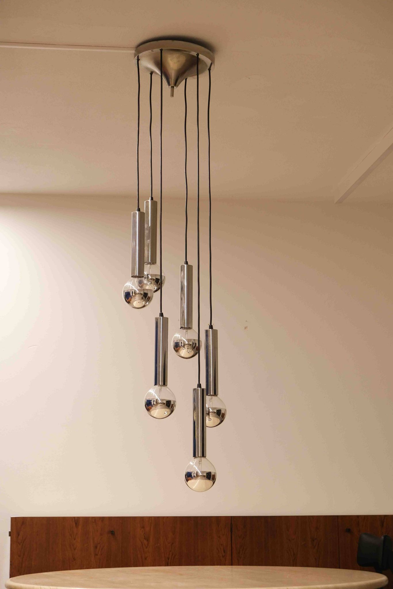 Grand lustre en cascade du milieu du siècle en chrome