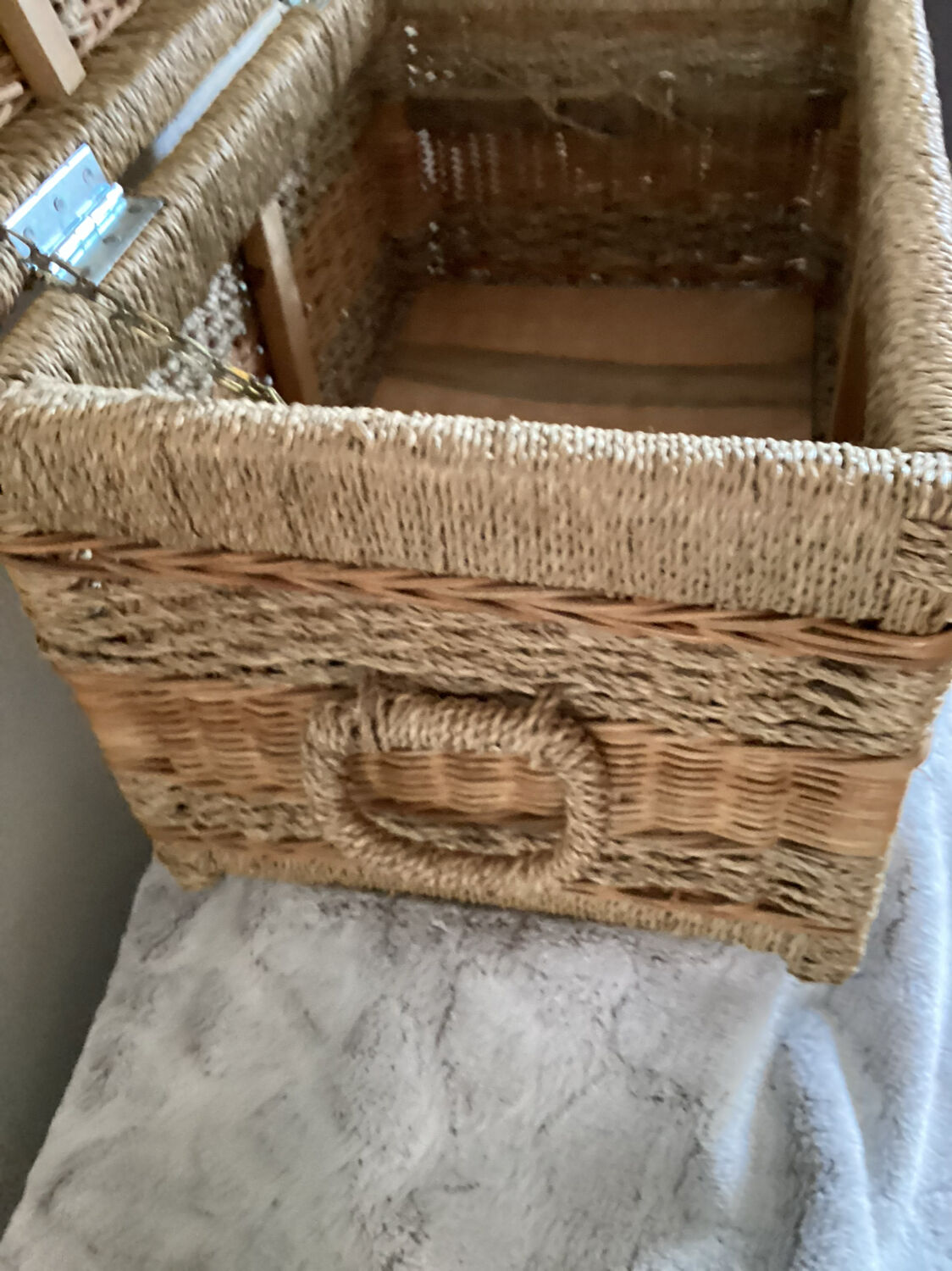 Coffre rotin et corde rafia structure bois - vintage