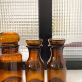 Lot of amber jars