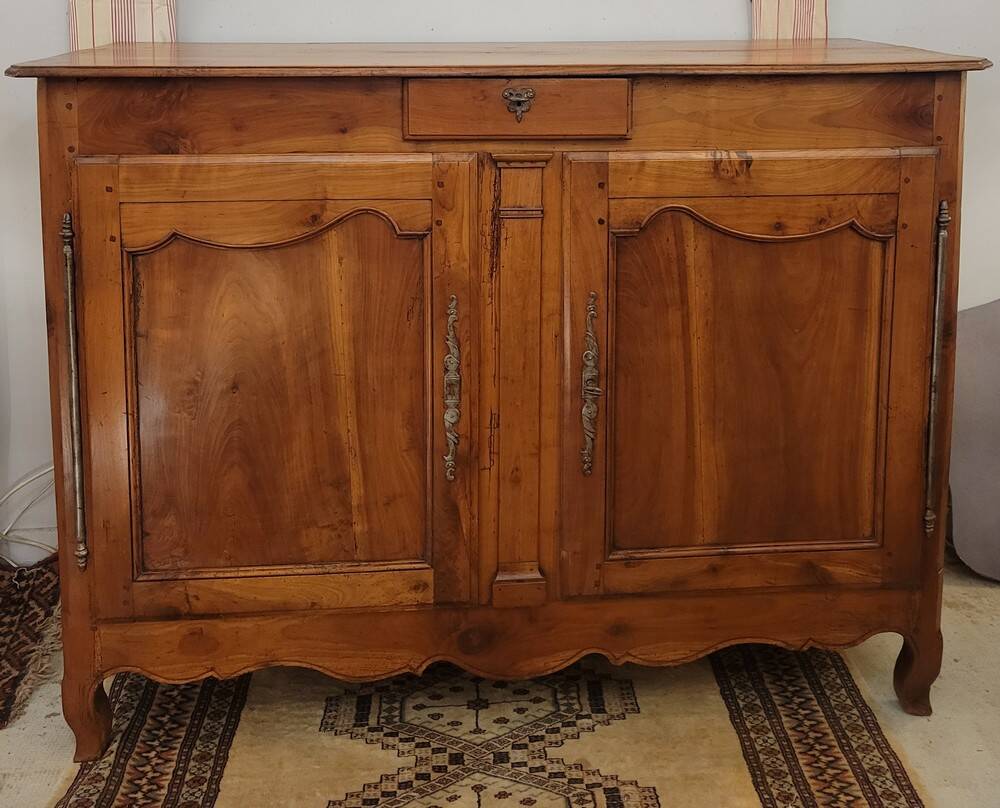 Louis XV Country Buffet