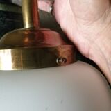 Suspension opaline