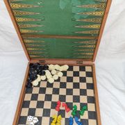 1970 Goose Games, Checkers, Horses