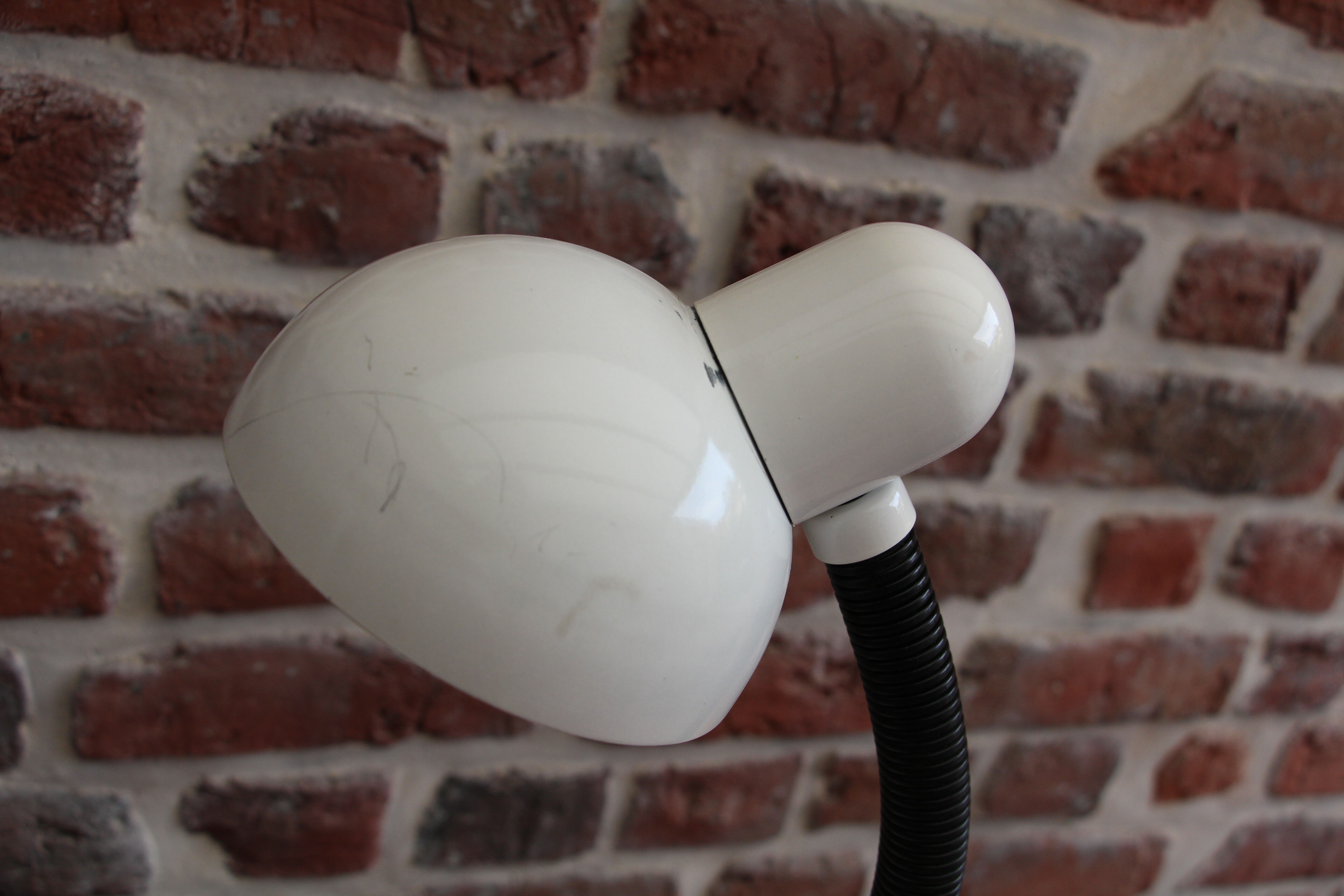 70's white veb narva desk lamp