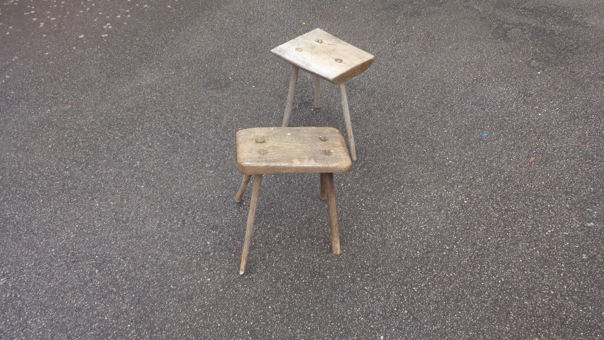 Natural wood sellette