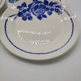 Blue Rose Service 6 flat plates and 1 vintage round plate