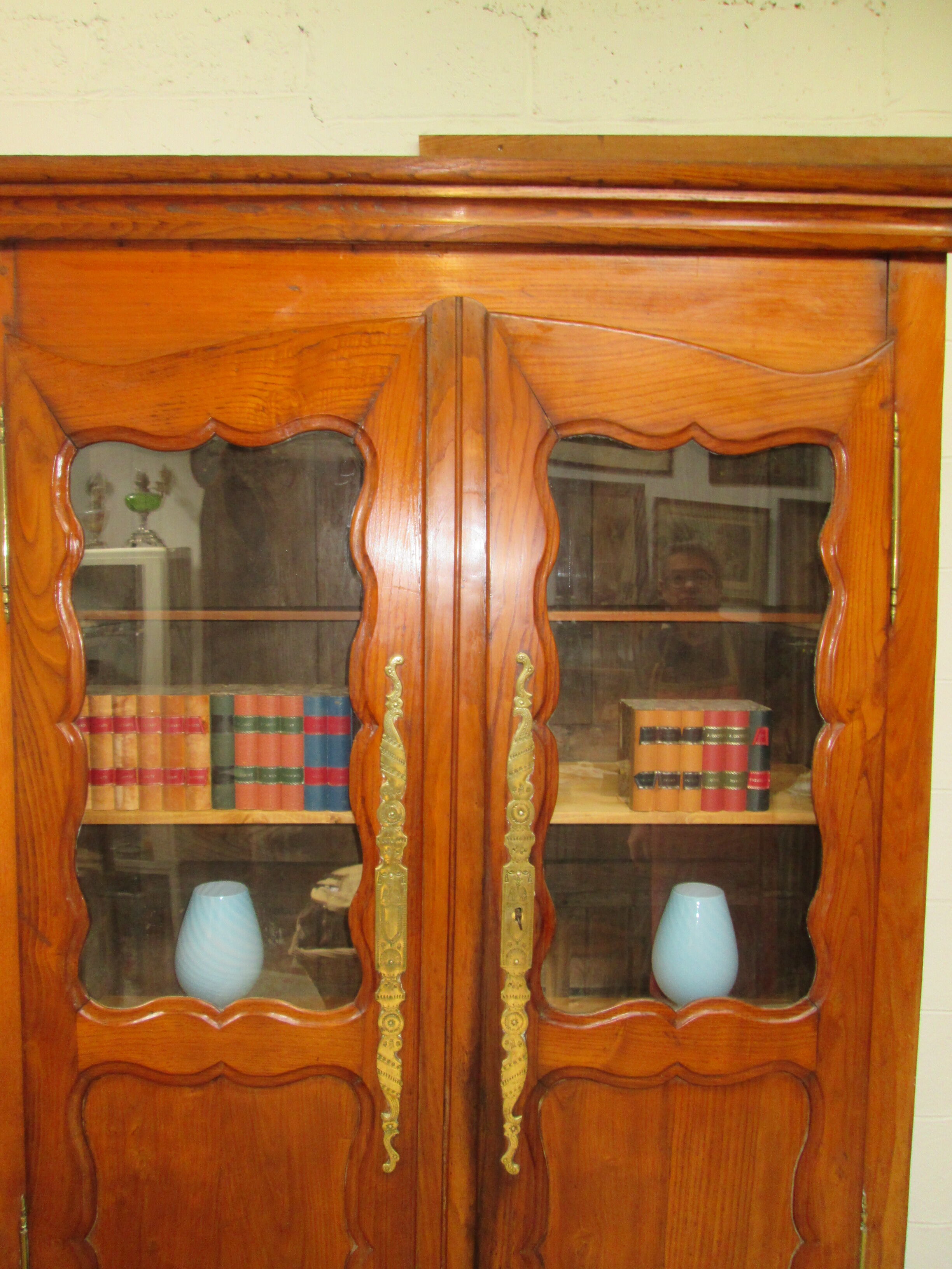 Chataignier library cabinet