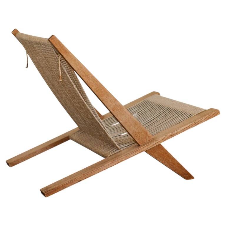 The seminal JH 106 easy chair by Poul Kjærholm & Jørgen Høj – 1952