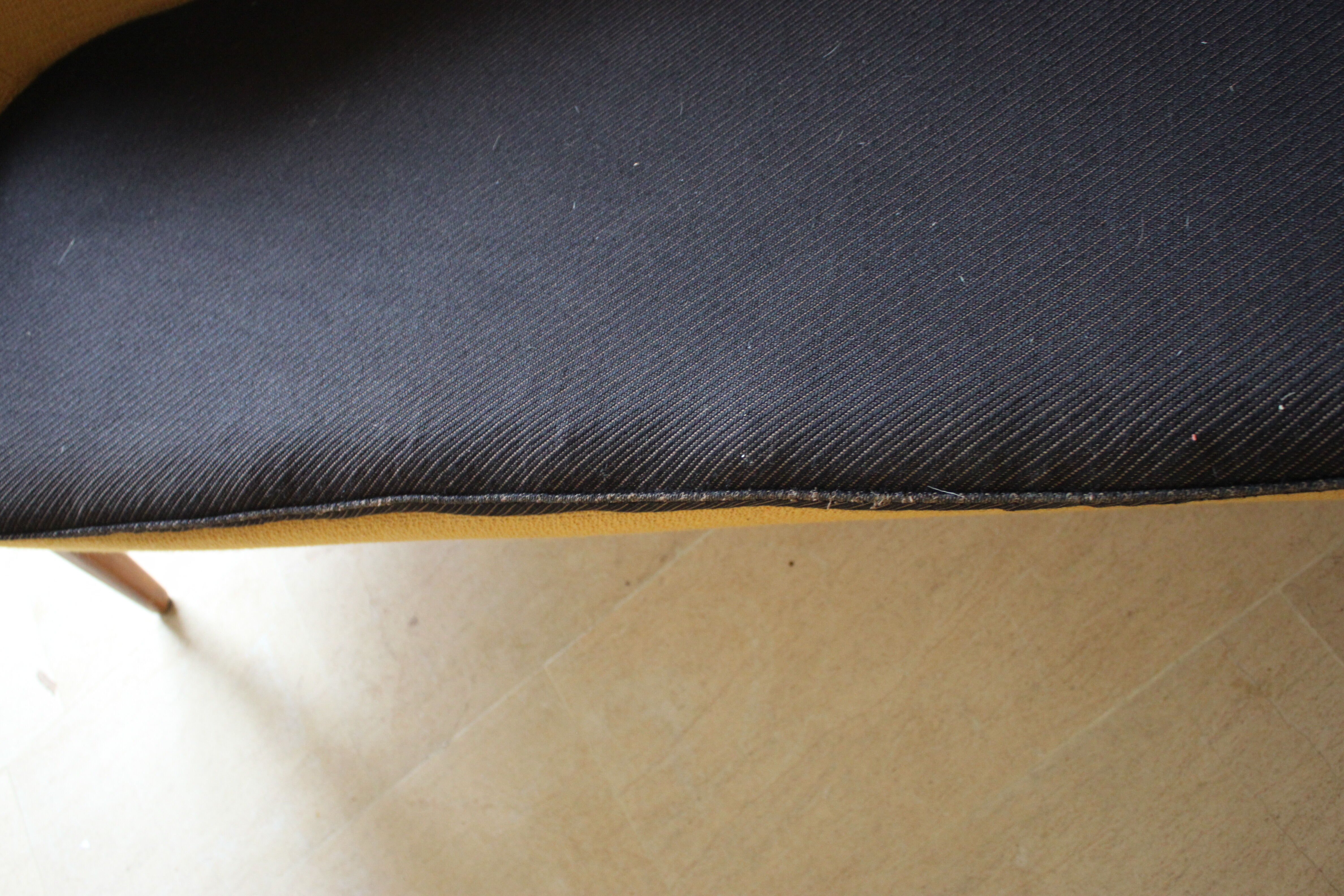 Danish sofa egg years free forms, vintage yellow