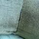 Paire de fauteuils vintage en bois massif et velours vert