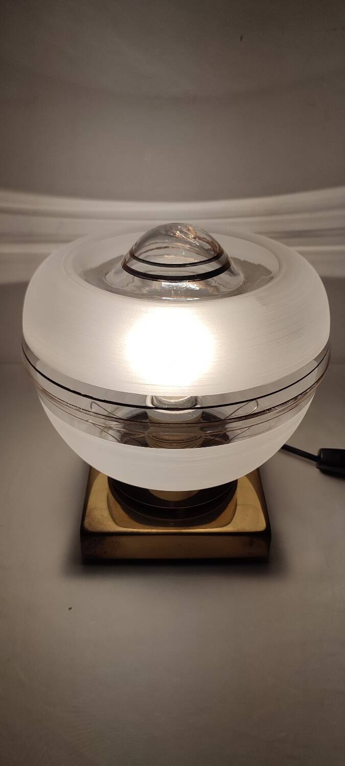 Lampe de table métallique. Espagne, années 1960.