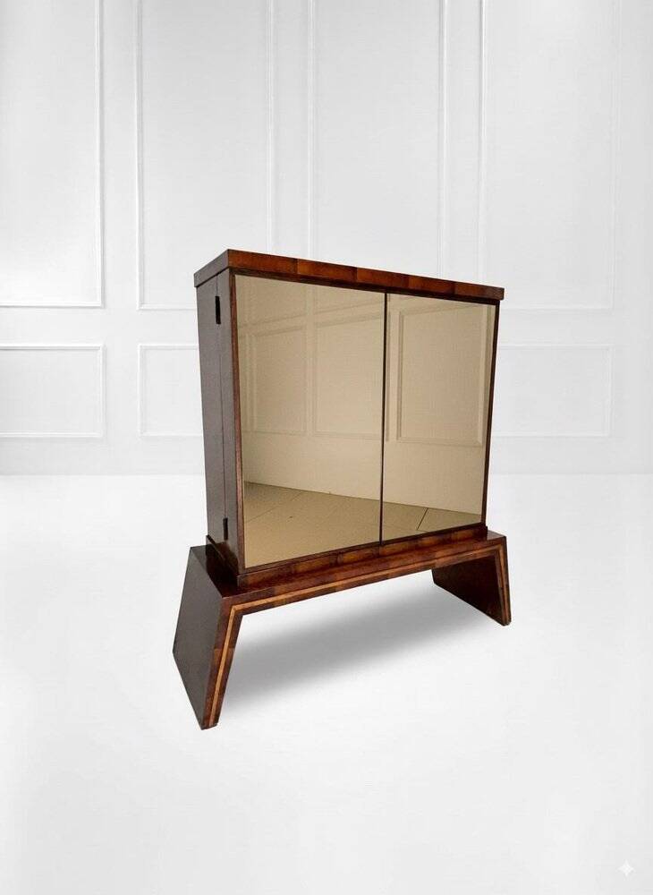 Mid-Century Modern Italian Mirrored Dry Bar Cabinet, 1950s