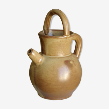 Sandstone pitcher