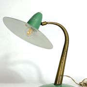 Mid-cenrury Italian Modern brass and green lacquer table lamp from 50s