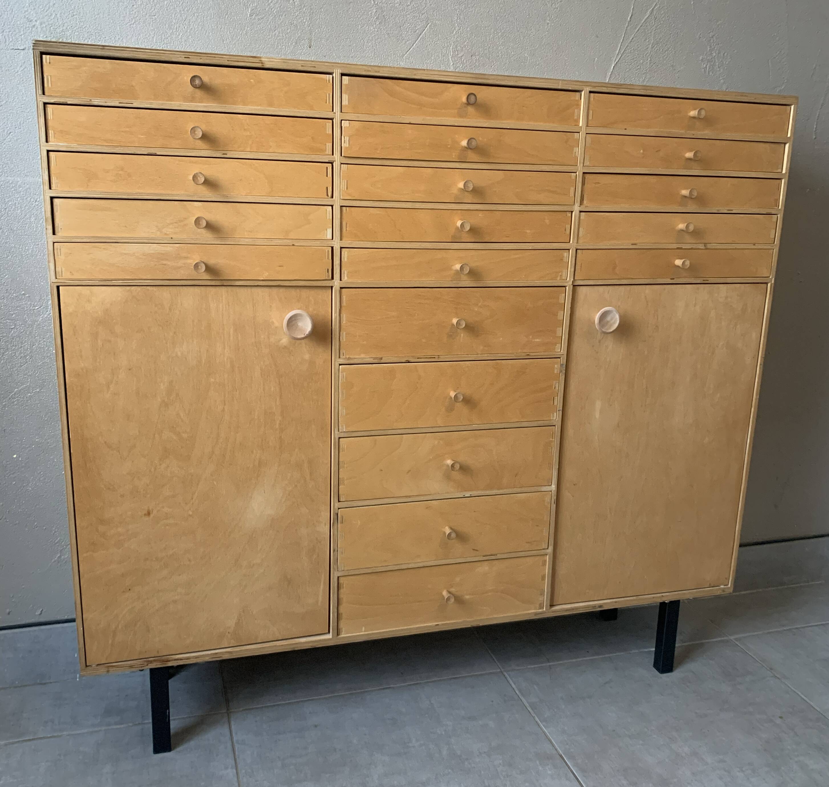 Vintage 20-drawer craft cabinet, 1960s in raw wood