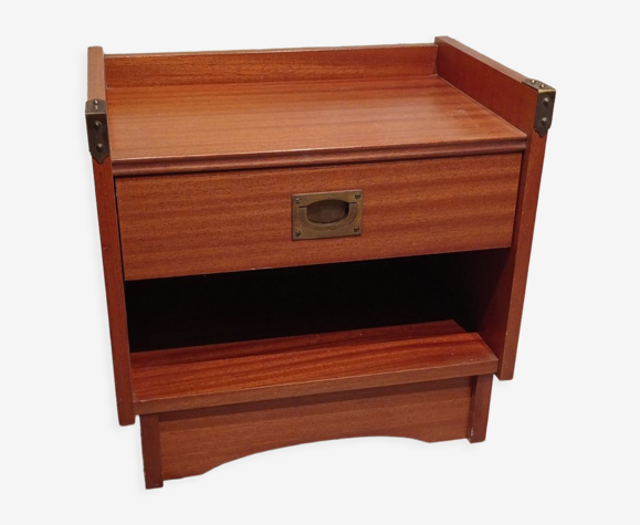 Table de chevet