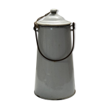 Pot a lait en tôle émaillée