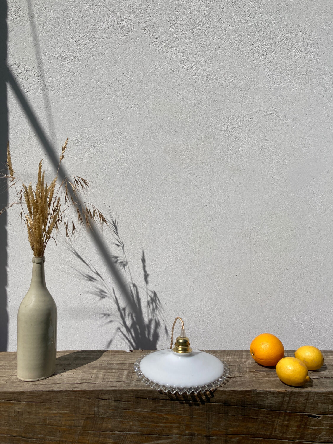 Vintage lace white opaline pendant lamp