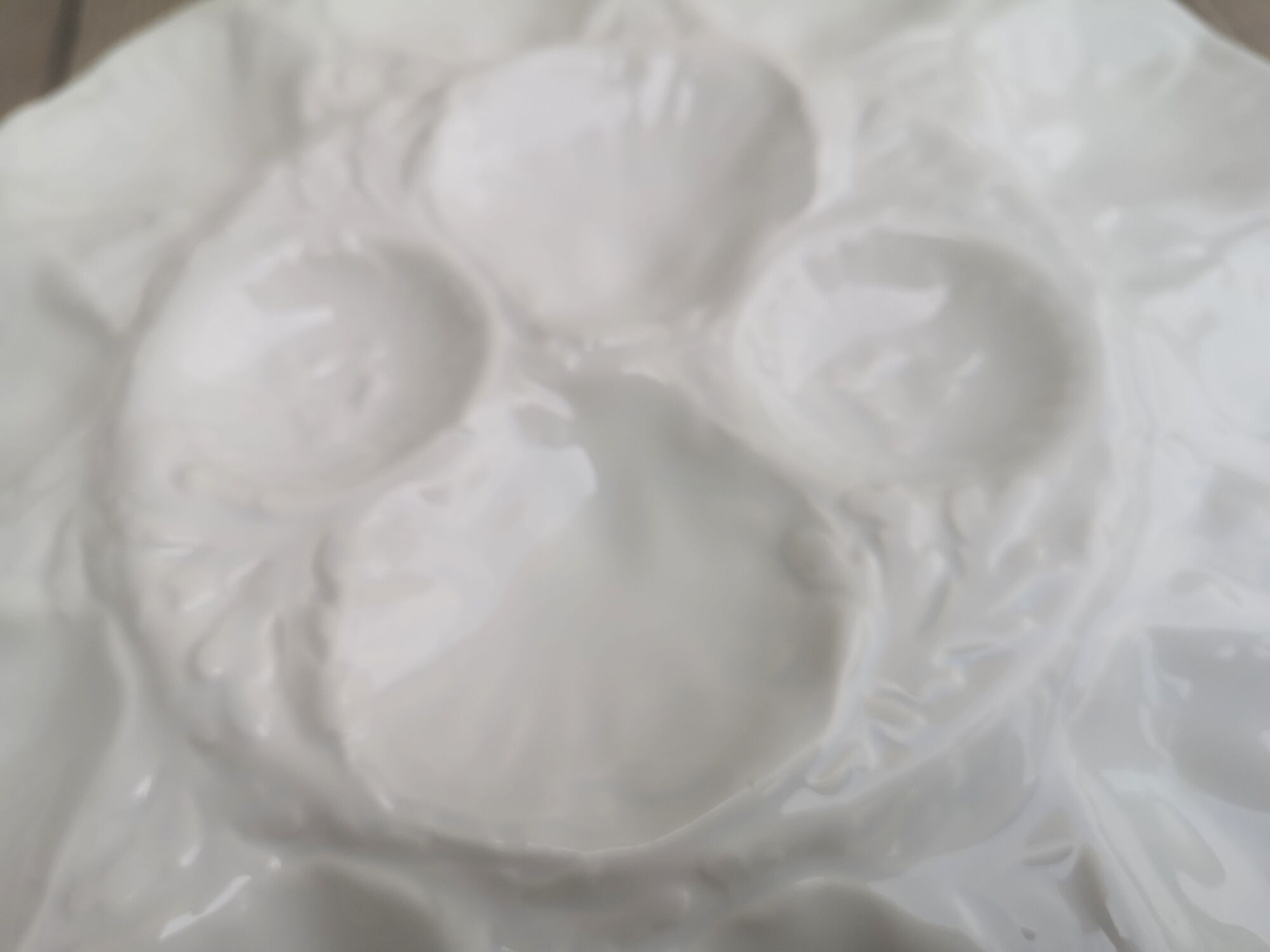 White Gien earthenware oyster dish