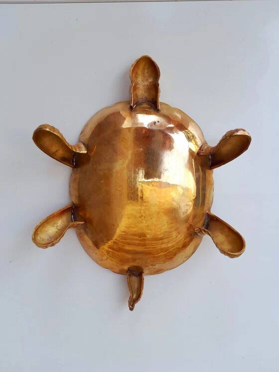 Brass turtle pocket emptier 1970