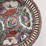 Small ramekin salad bowl in 19th century Chinese porcelain