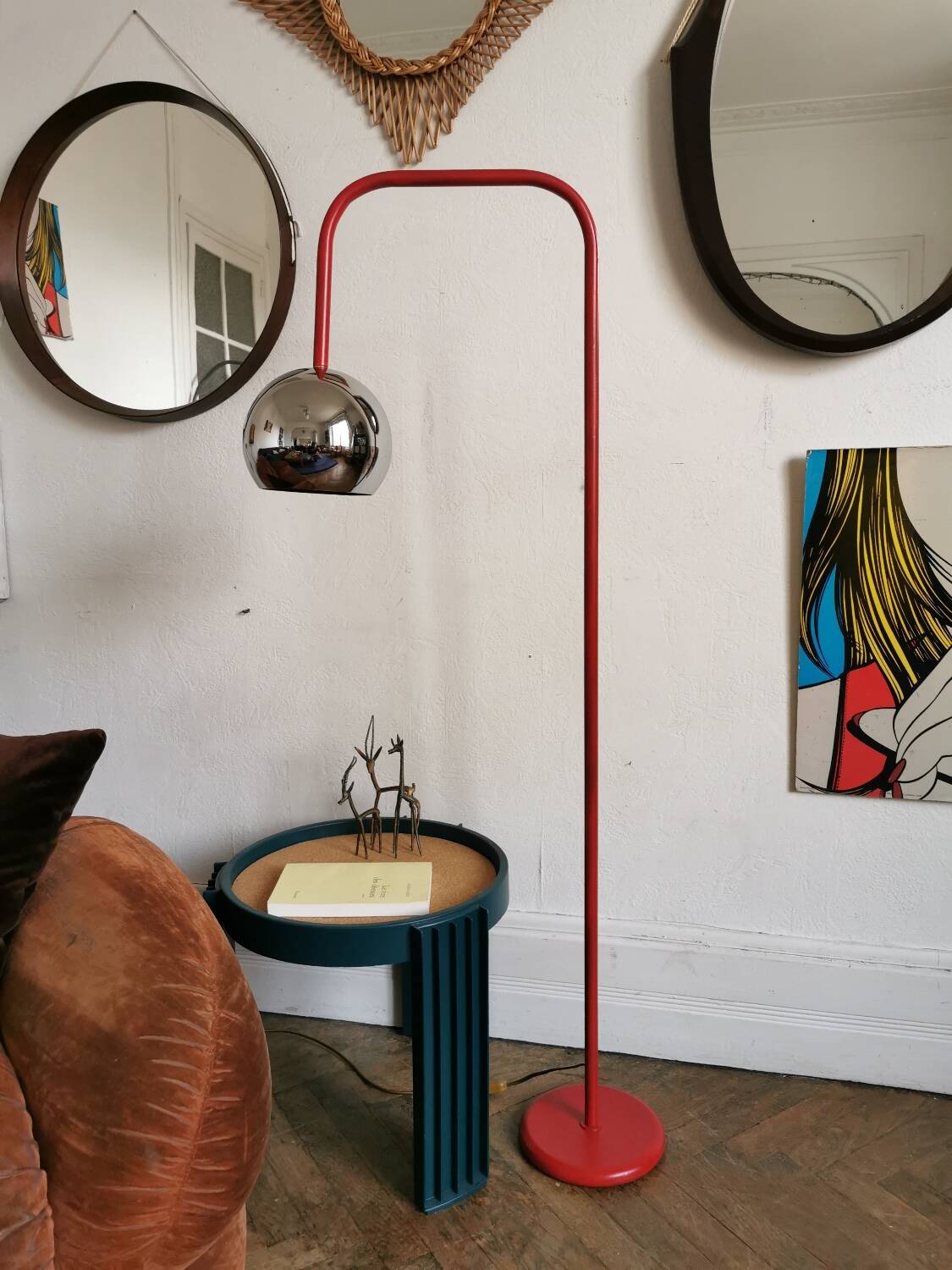 Space age floor lamp