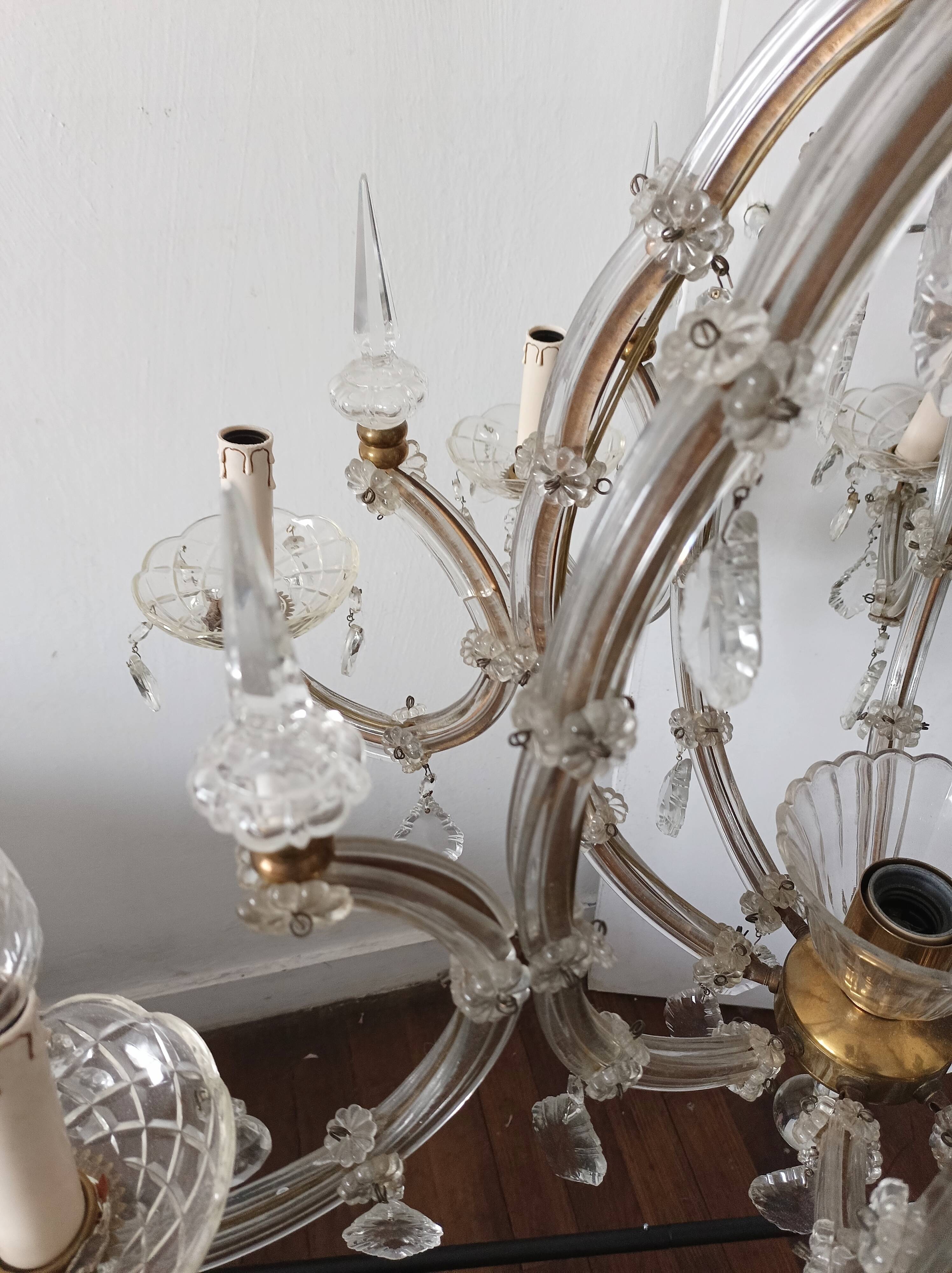 Glass pendant chandelier