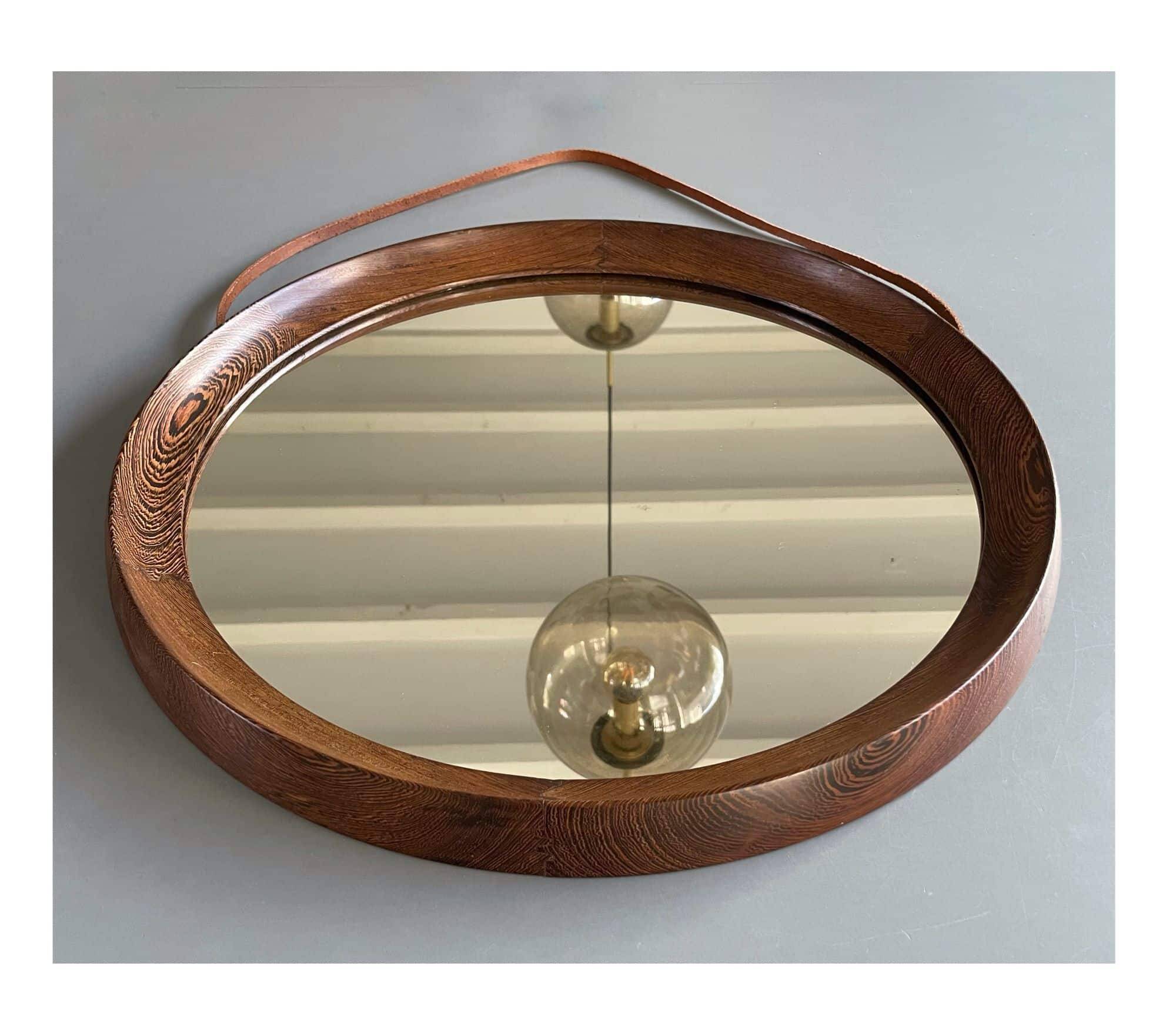 Miroir rond en bois de wengé massif, O.W. Hack Zwolle, Pays-Bas, années 1960