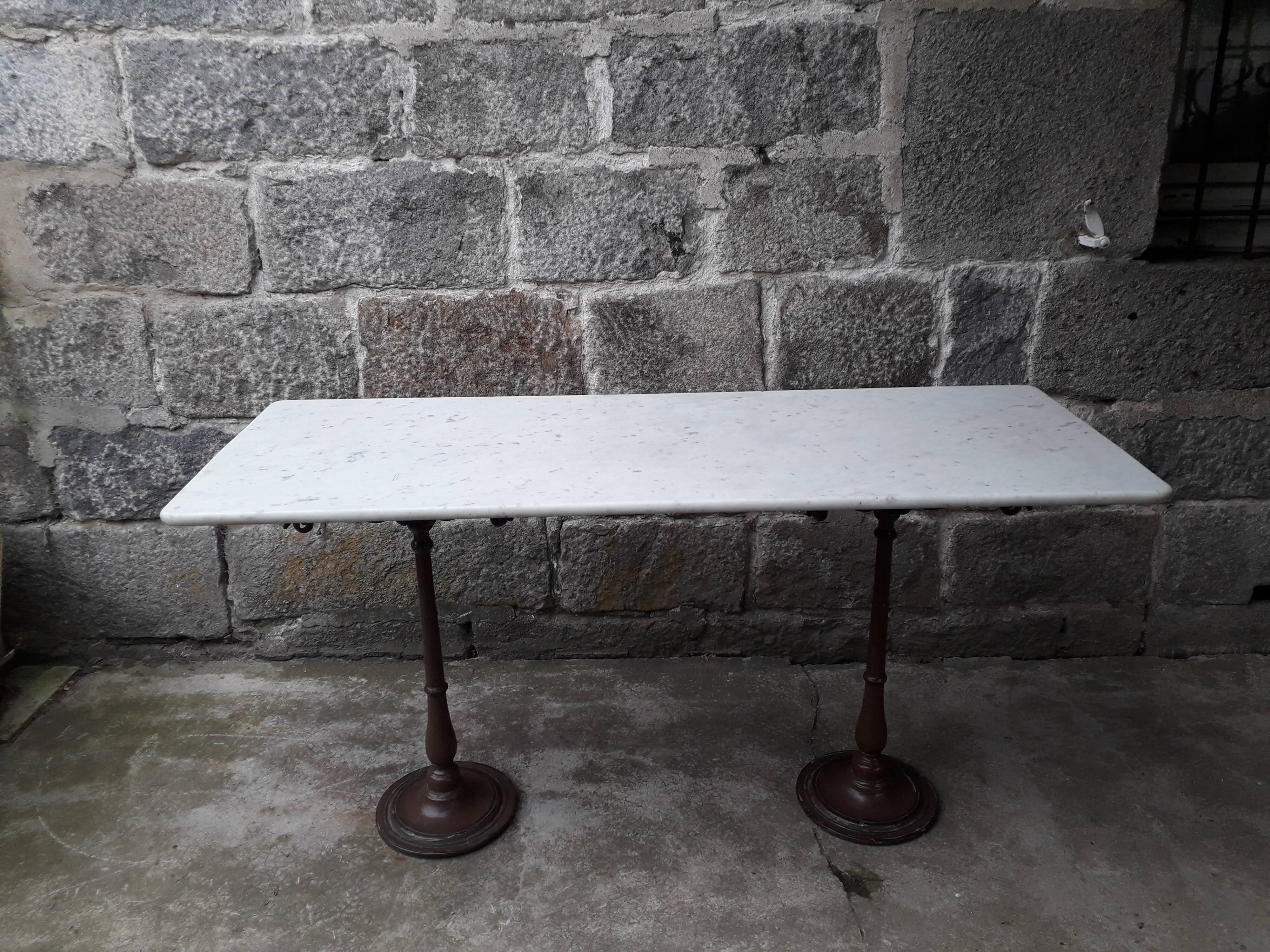 Bistro table marble top 145.5 cm