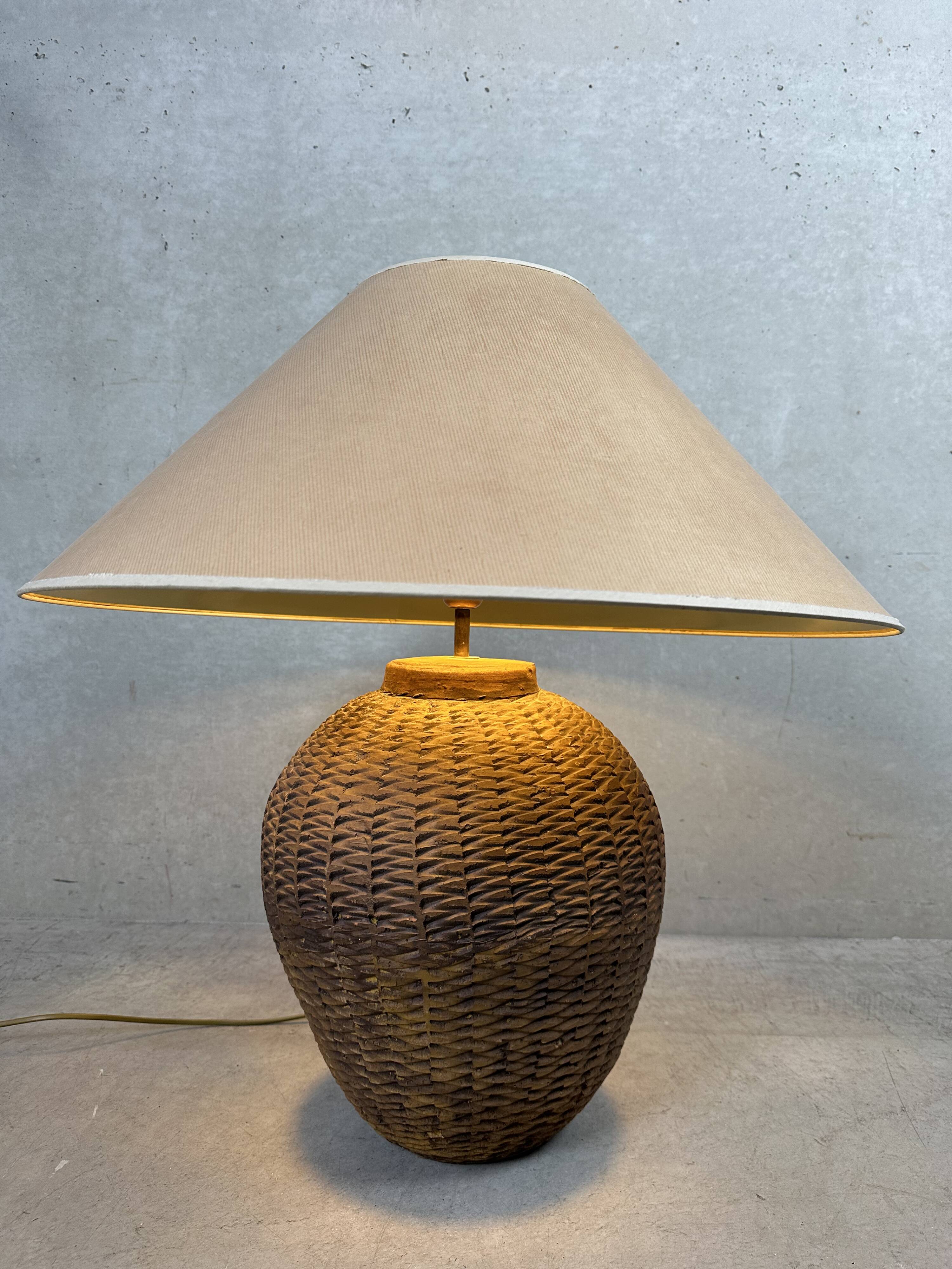 XL wabi sabi table lamp – Terracotta
