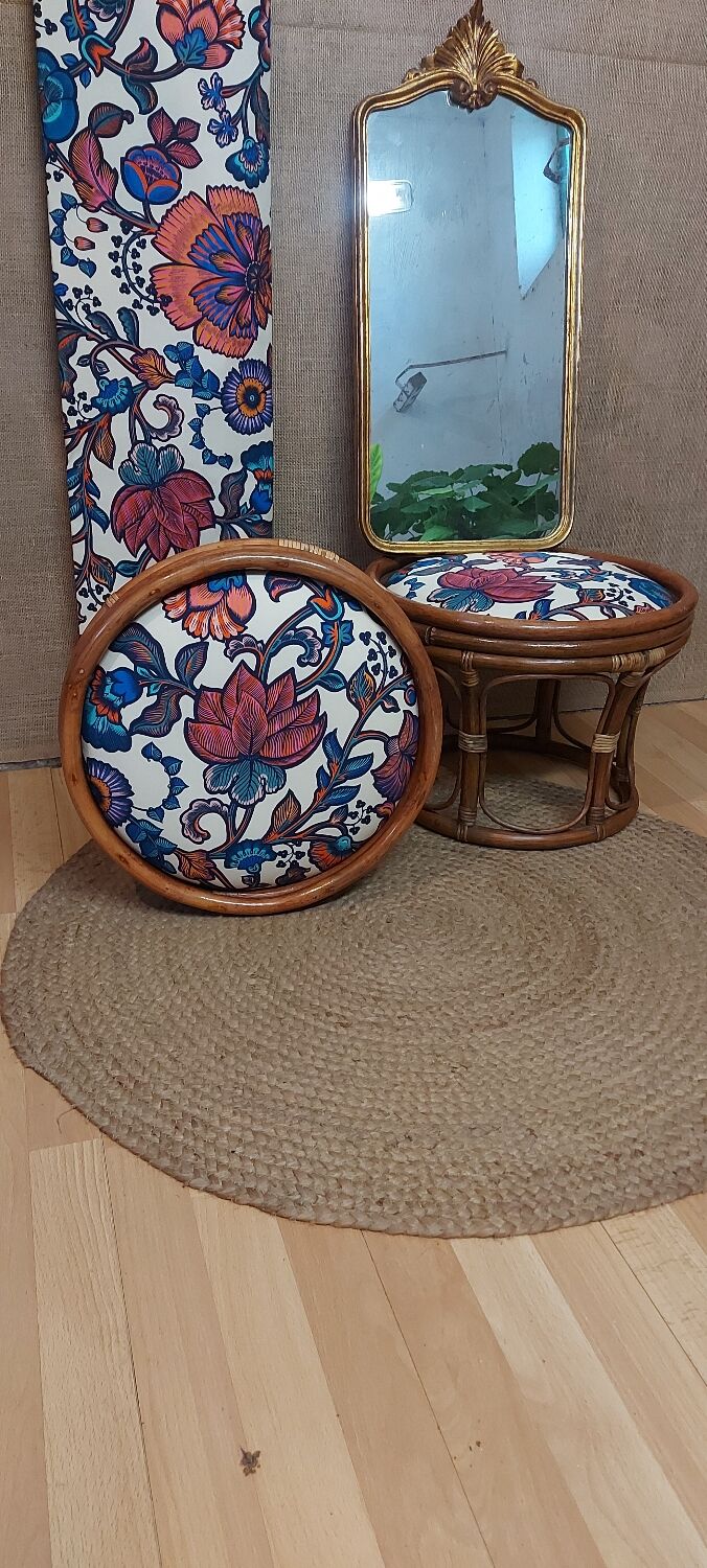 Pair of rattan stools