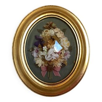 Dried flowers frame