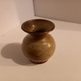 Vase en grès cuit vernissée