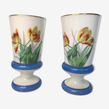 Pair of cone vases decorated with tulip 19th century