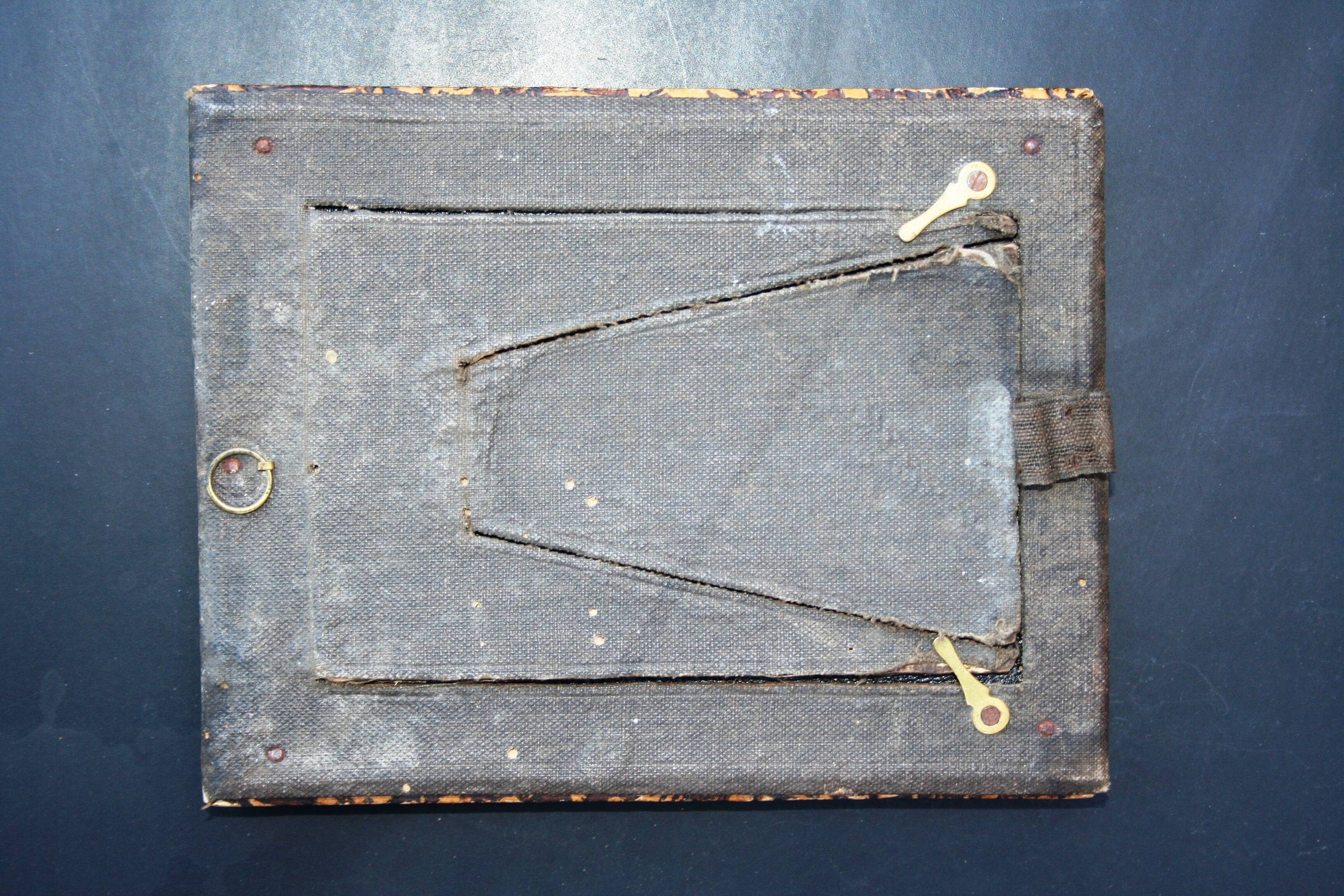 Frame in boiled cardboard and silver metal