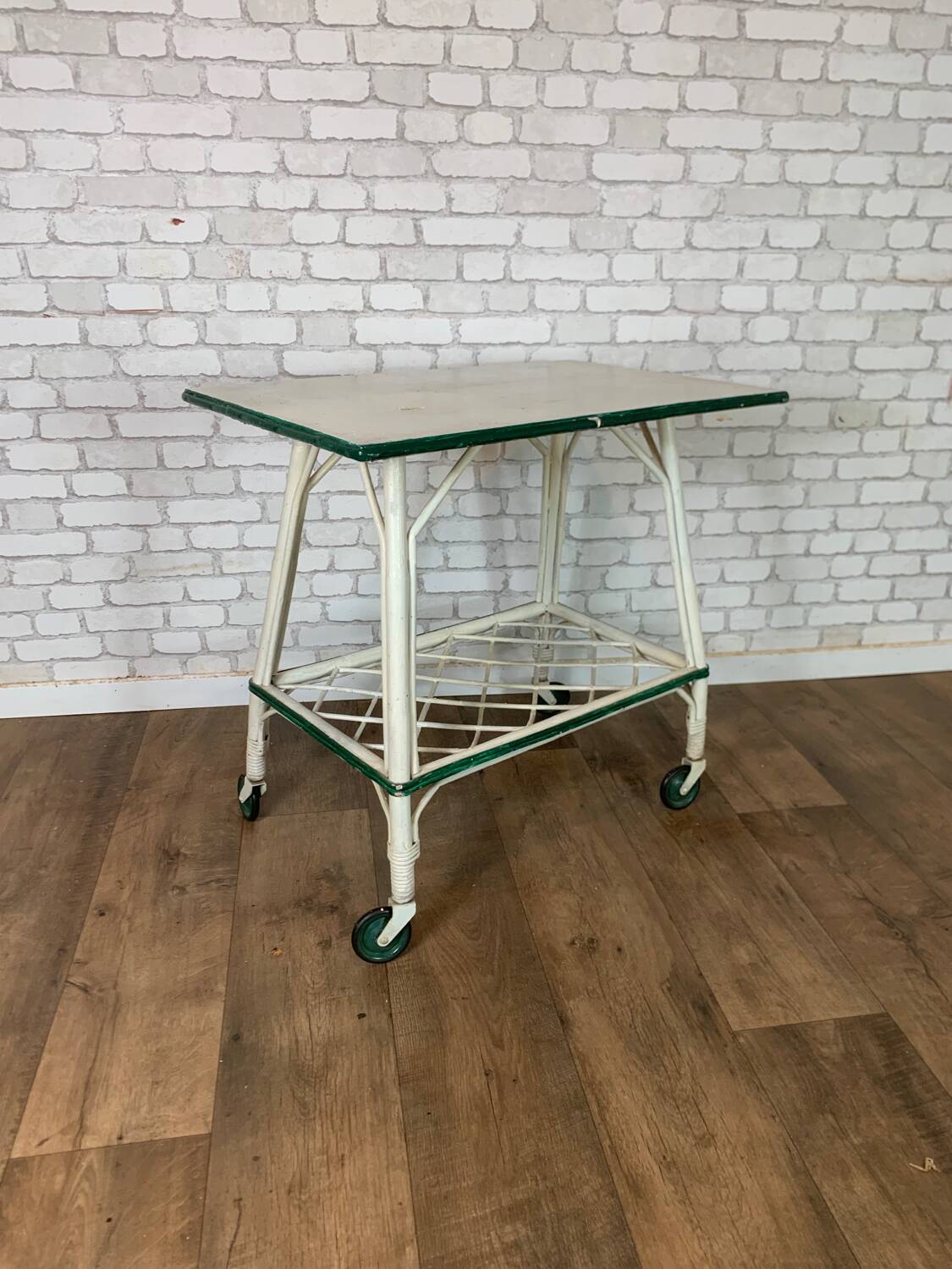 Vintage rattan server 1960