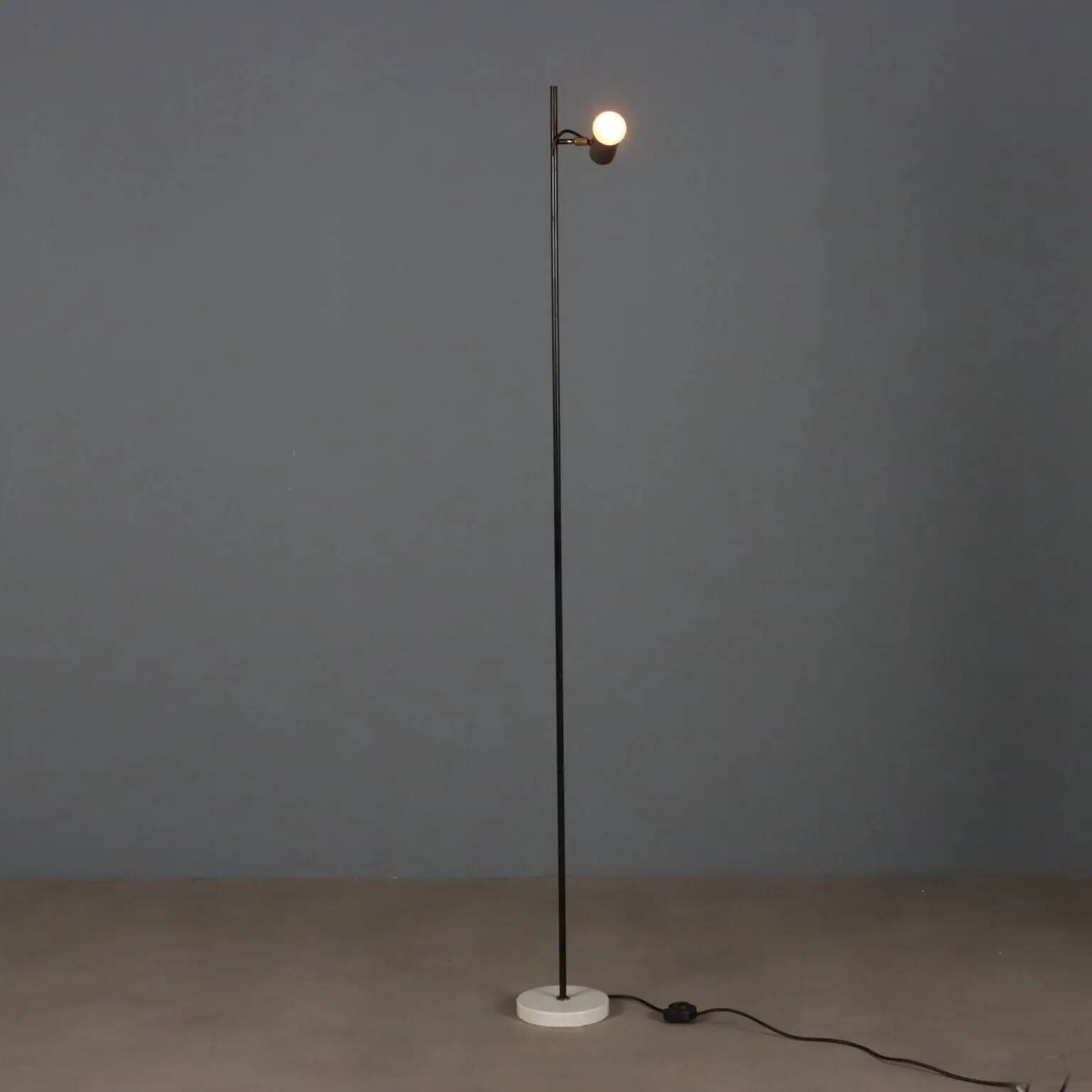 Vintage floor lamp in aluminium and metal, design, Italy, 1960s