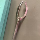 Ice cube tongs