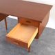 Bureau en teck danois des années 1960.